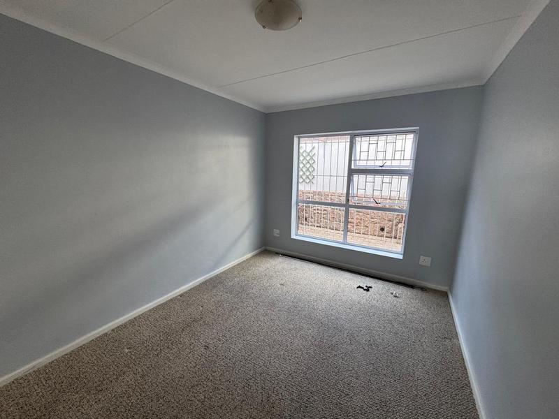 To Let 3 Bedroom Property for Rent in Mossel Bay Central Western Cape